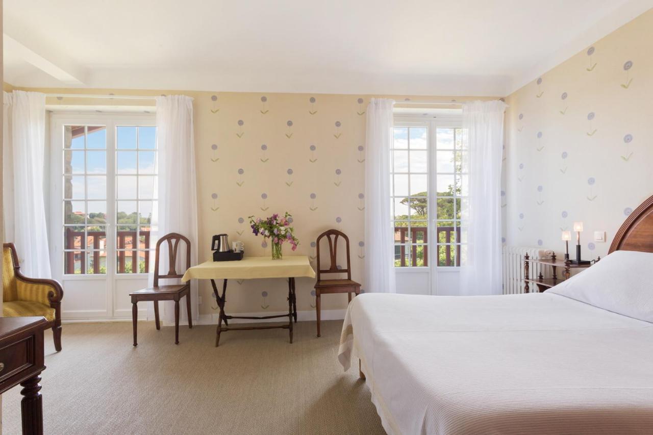 Hotel Les Goelands Saint-Jean-de-Luz Bagian luar foto